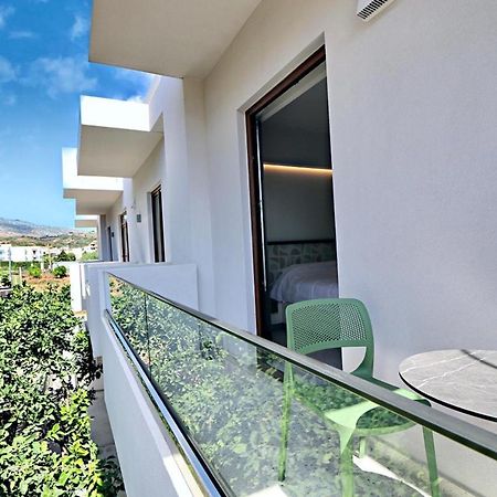 Elmaral Living Experience "Adults Only" Apartment Agia Pelagia  Luaran gambar