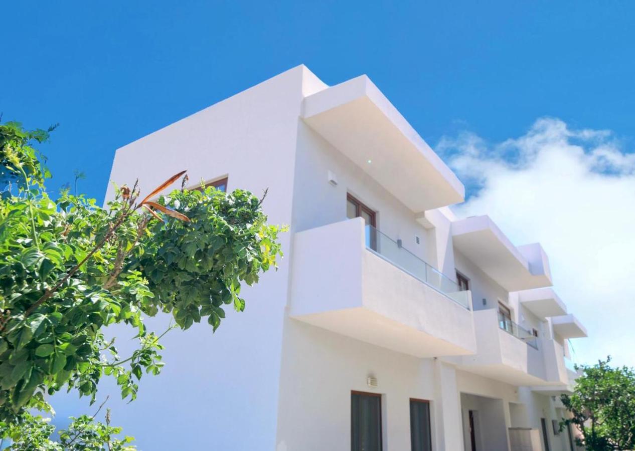 Elmaral Living Experience "Adults Only" Apartment Agia Pelagia  Luaran gambar