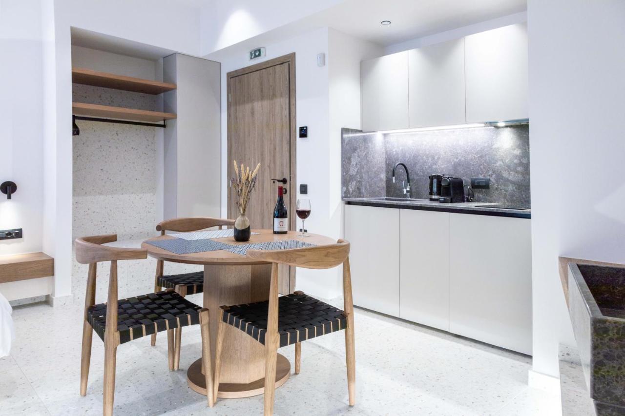 Elmaral Living Experience "Adults Only" Apartment Agia Pelagia  Luaran gambar