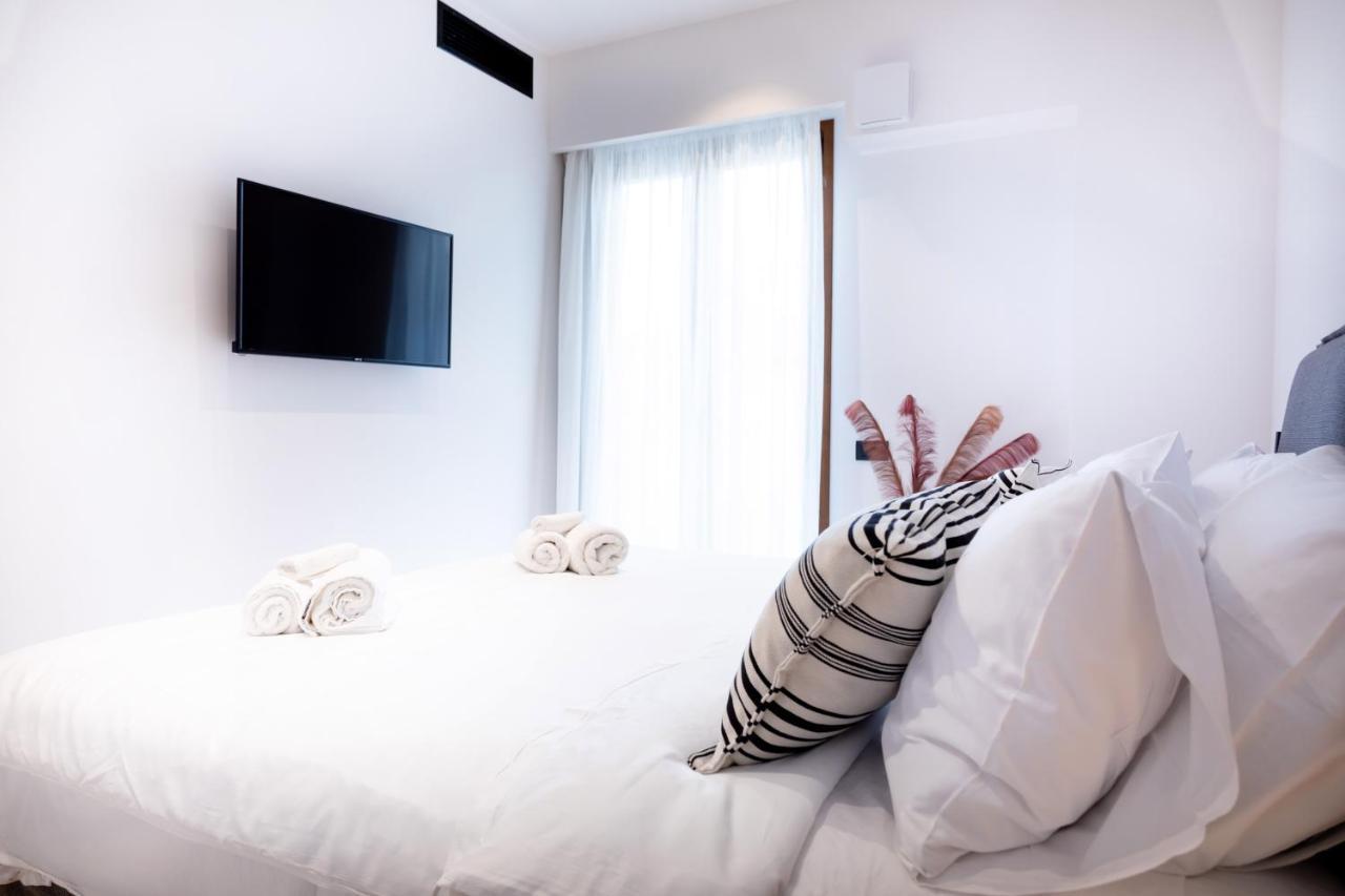 Elmaral Living Experience "Adults Only" Apartment Agia Pelagia  Luaran gambar