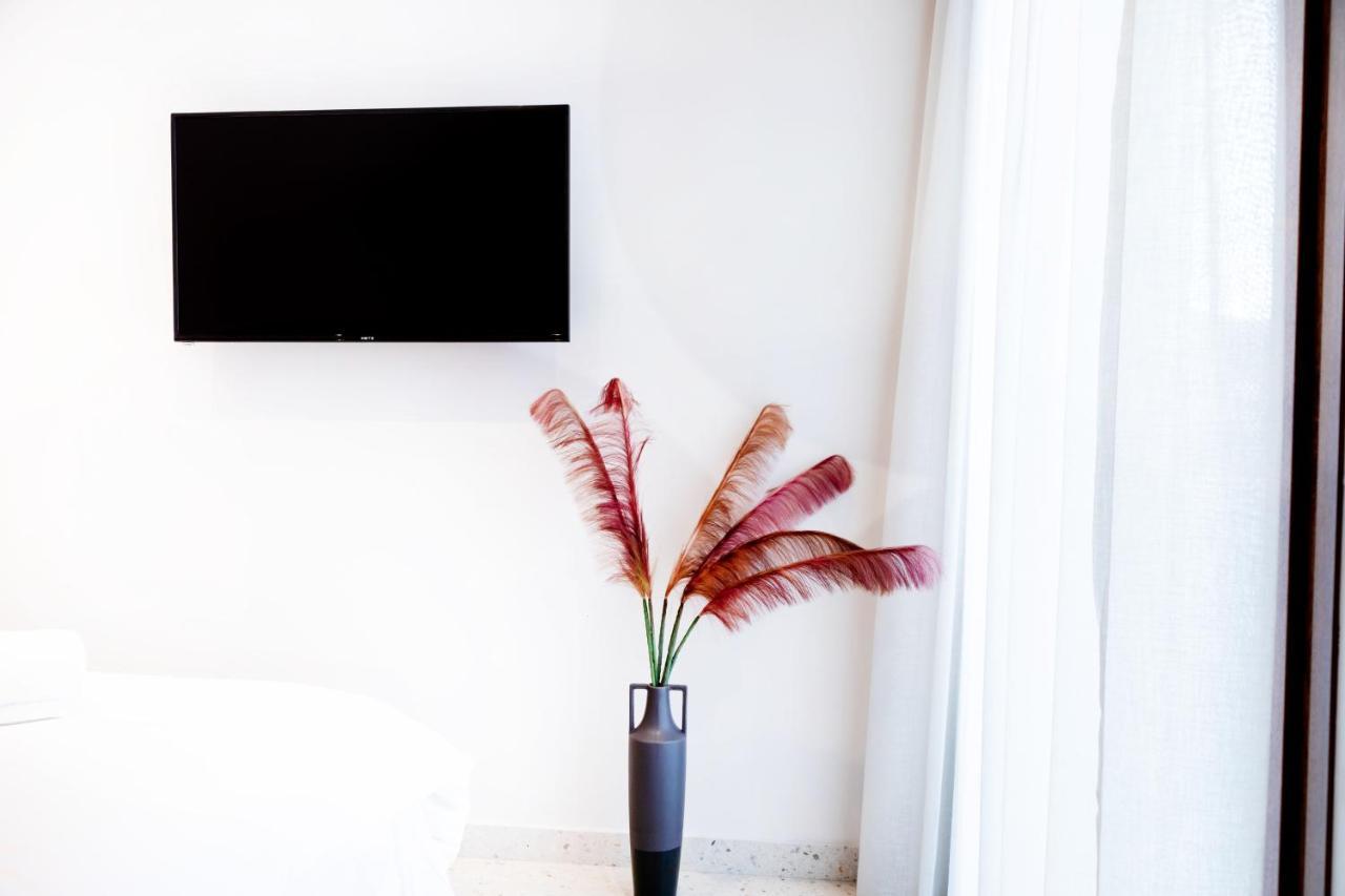 Elmaral Living Experience "Adults Only" Apartment Agia Pelagia  Luaran gambar