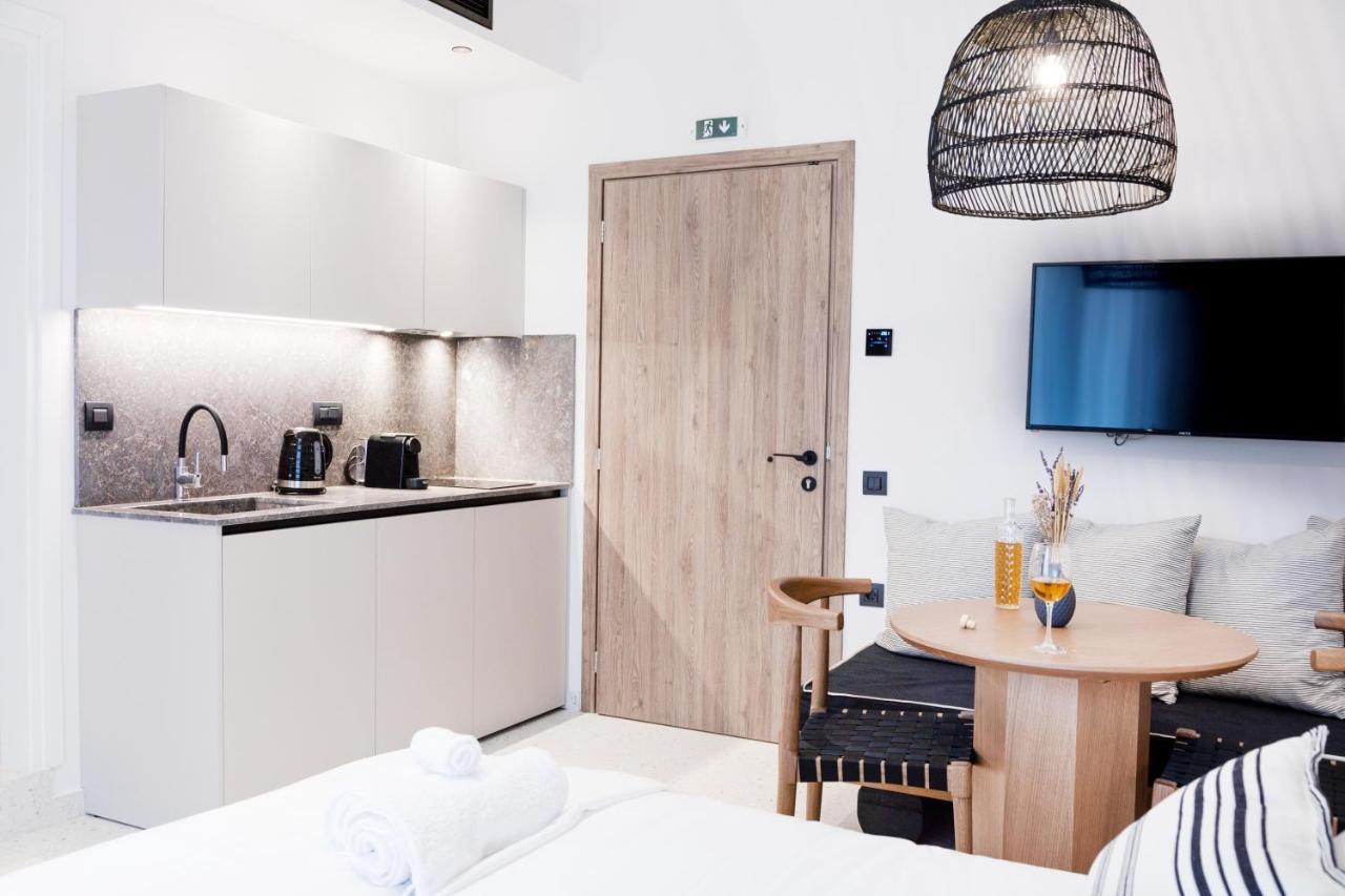 Elmaral Living Experience "Adults Only" Apartment Agia Pelagia  Luaran gambar