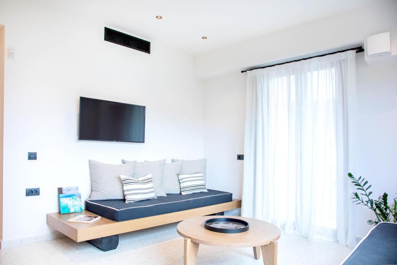 Elmaral Living Experience "Adults Only" Apartment Agia Pelagia  Luaran gambar