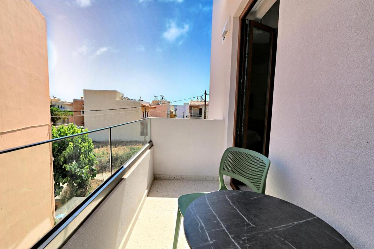 Elmaral Living Experience "Adults Only" Apartment Agia Pelagia  Luaran gambar