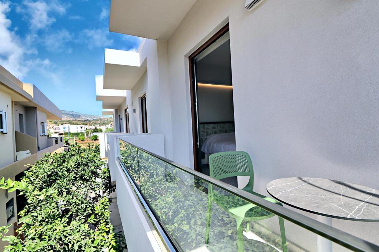 Elmaral Living Experience "Adults Only" Apartment Agia Pelagia  Luaran gambar